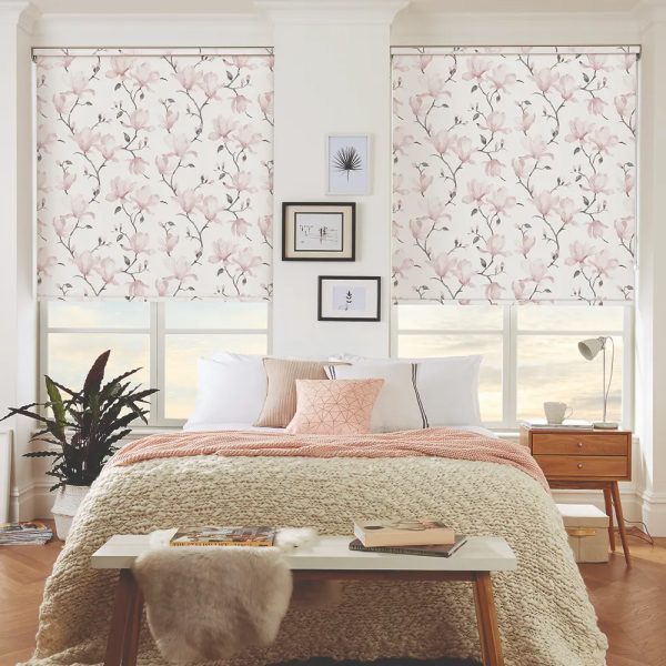 Delta Light Filtering Roller Shade - Image 7